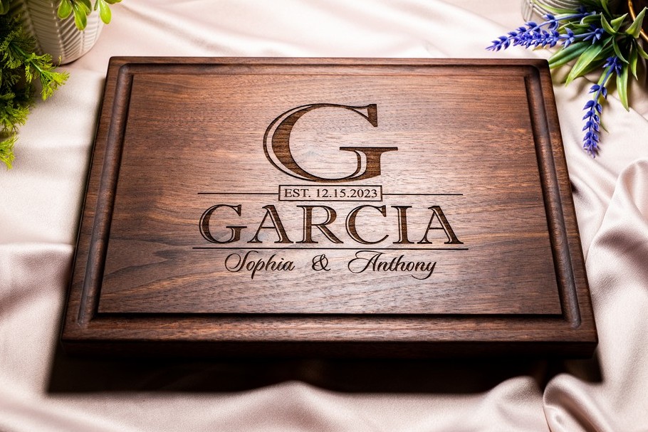 Personalized, Engraved Cutting Board with Classic Monogram Design for Wedding or Anniversary Gifts #015 - Image 4