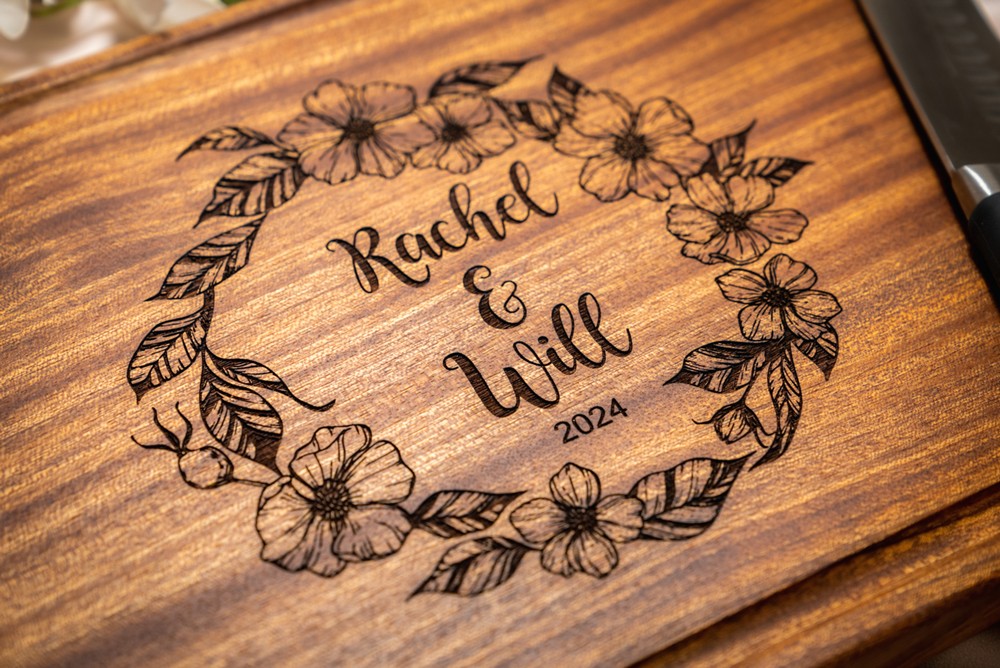 Personalized, Engraved Cutting Board with Cute Flower Wreath Design for Anniversary or Wedding gift #089 - Image 3