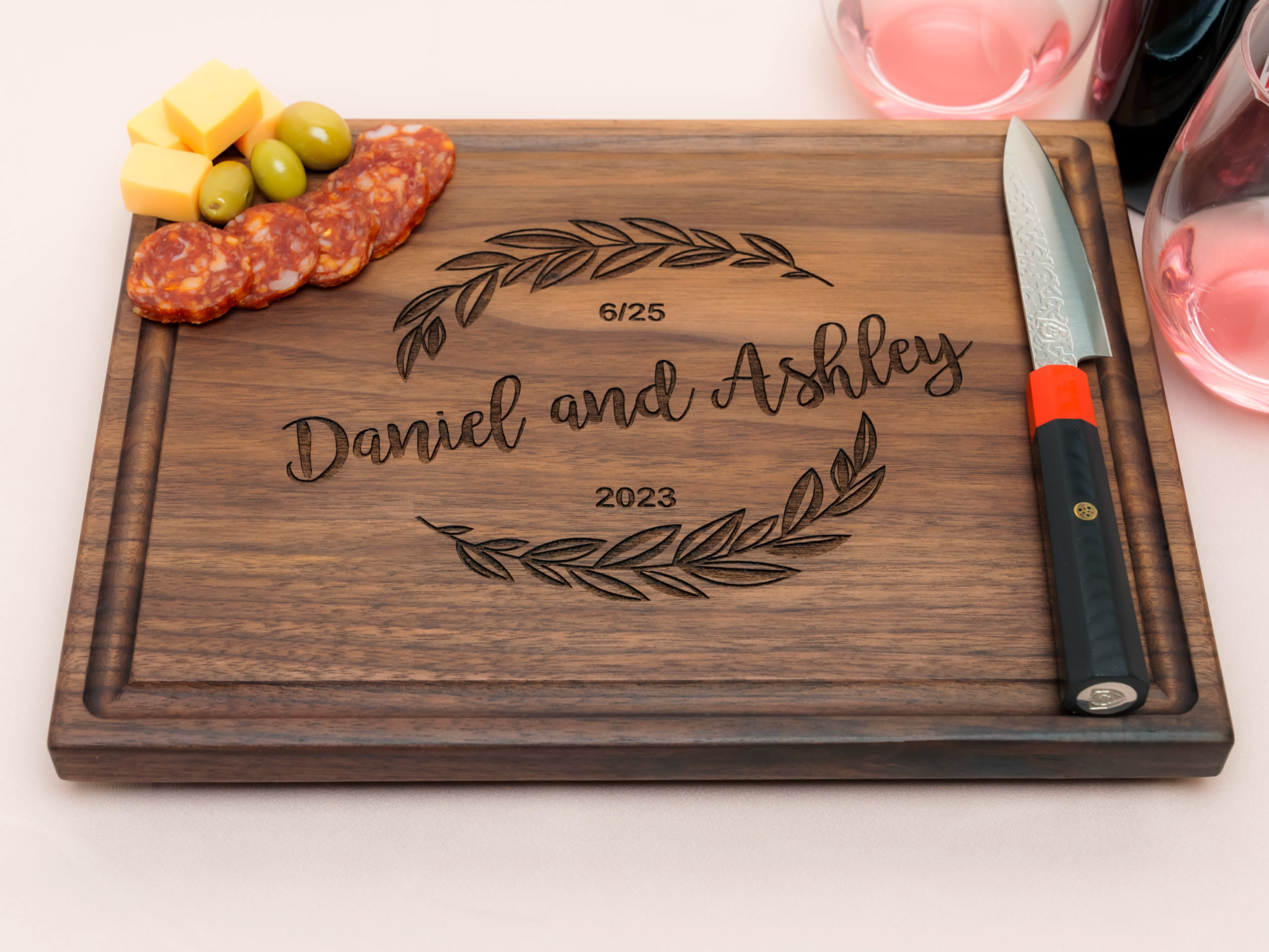 Personalized Cutting Board, Custom Wedding, Anniversary or Housewarming Gift Idea, Wood Engraved Charcuterie, for Couples and Newlyweds, Round Leaf Design #039 - Image 3
